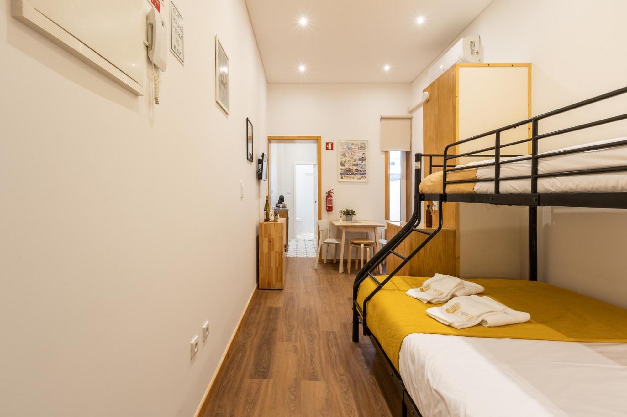 731 Costa Cabral Metro Residence Porto Værelse billede